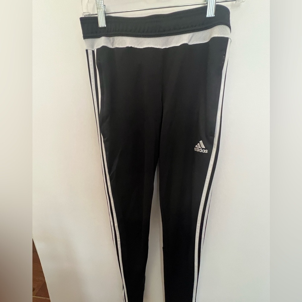 ADIDAS WOMENS BLACK TRACK PANTS CLIMACOOL SIZE SMALL. ZIPPERED SIDE POCKETS - Picture 4 of 6